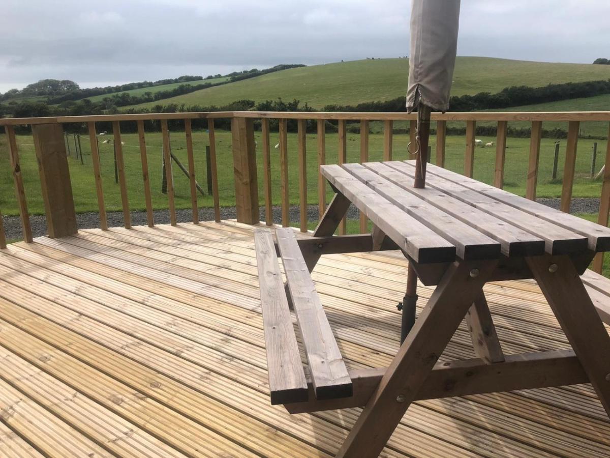 Captivating 2-Bed Static Caravan In Holyhead Llanfachraeth 外观 照片